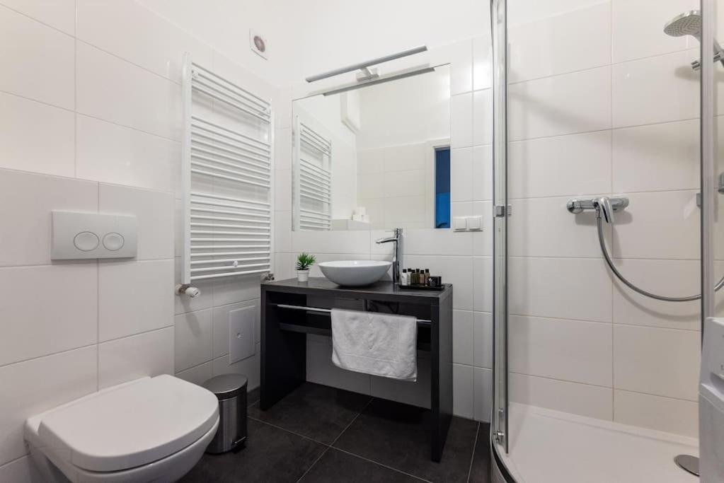 Pristine 1Br Steps From City By Hm Viena Exterior foto